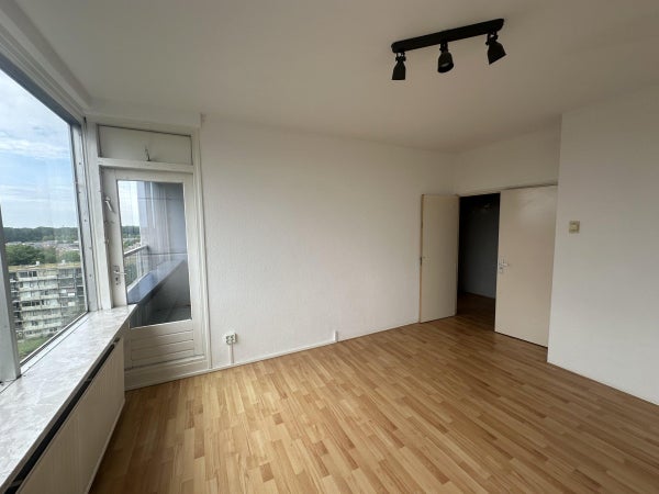 House Image 5