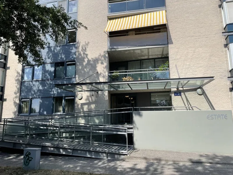 House Image 3