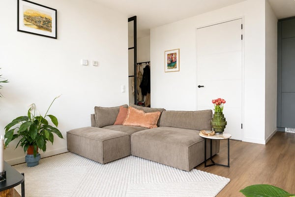 House Image 2