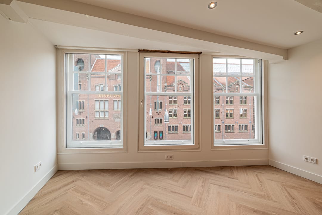 House Image 5