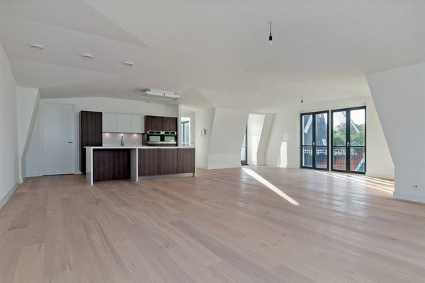 House Image 2