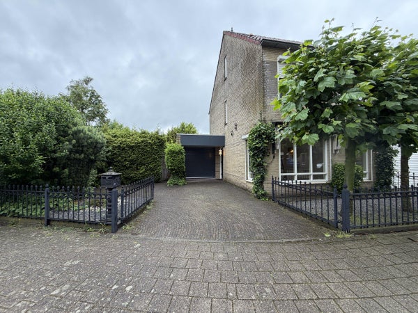 recent house