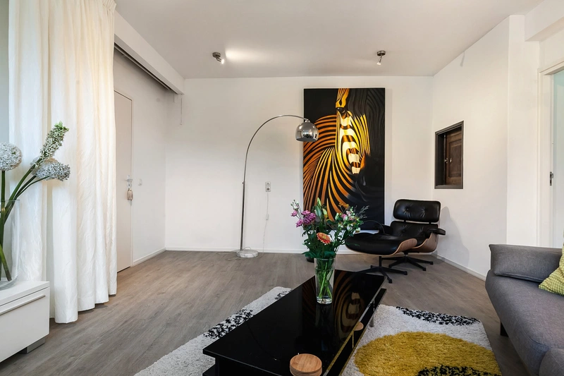 House Image 5