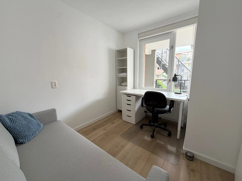 House Image 4