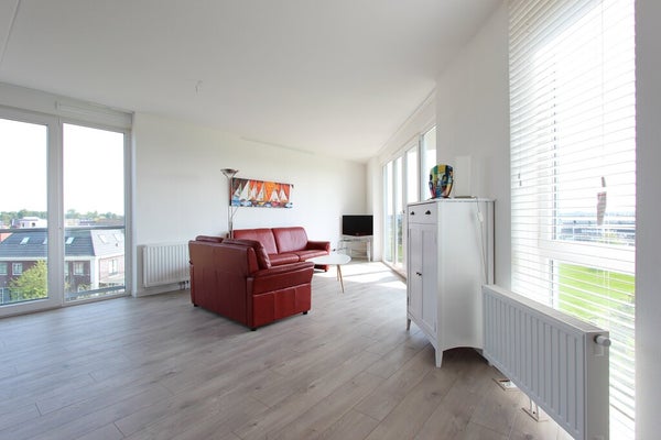 House Image 4