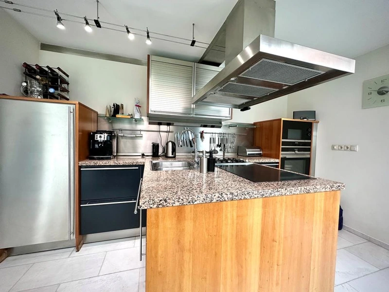 House Image 5