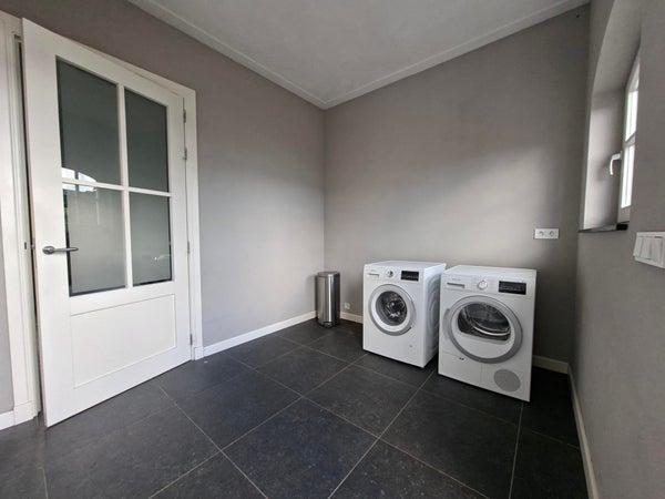 House Image 4