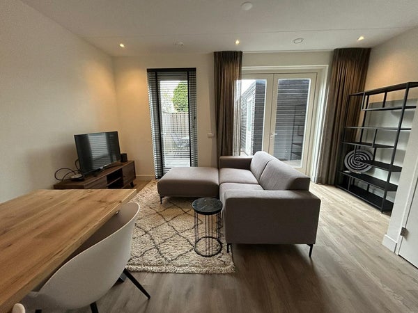 House Image 4