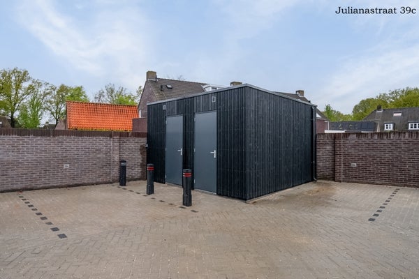 House Image 2