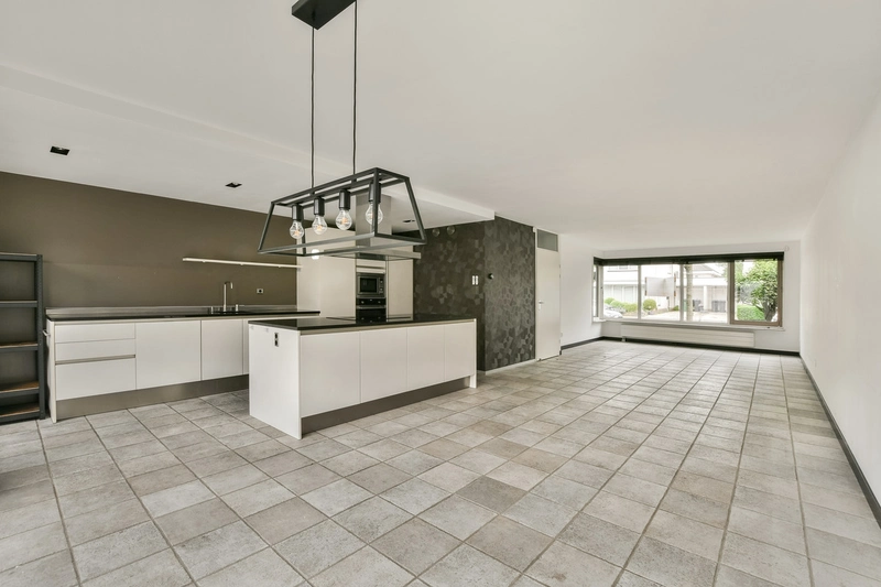 House Image 5
