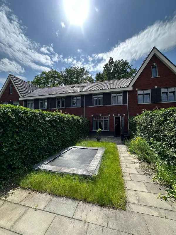 House Image 2