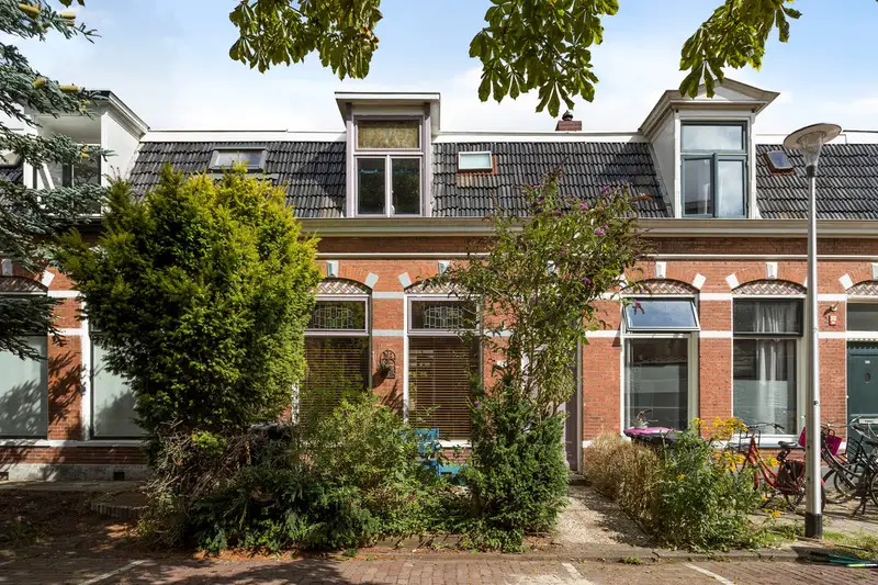 House Image 2