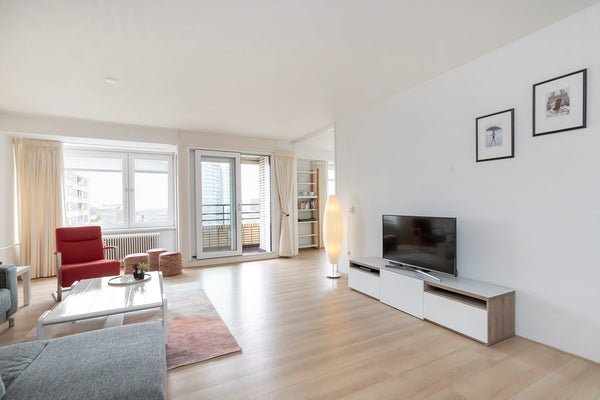 House Image 5