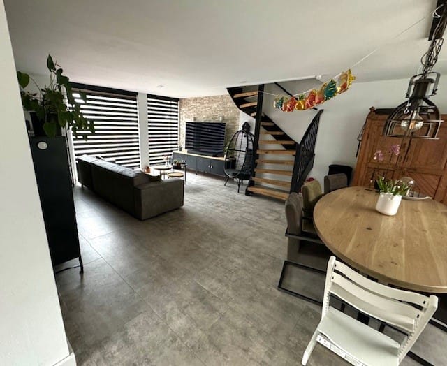House Image 2