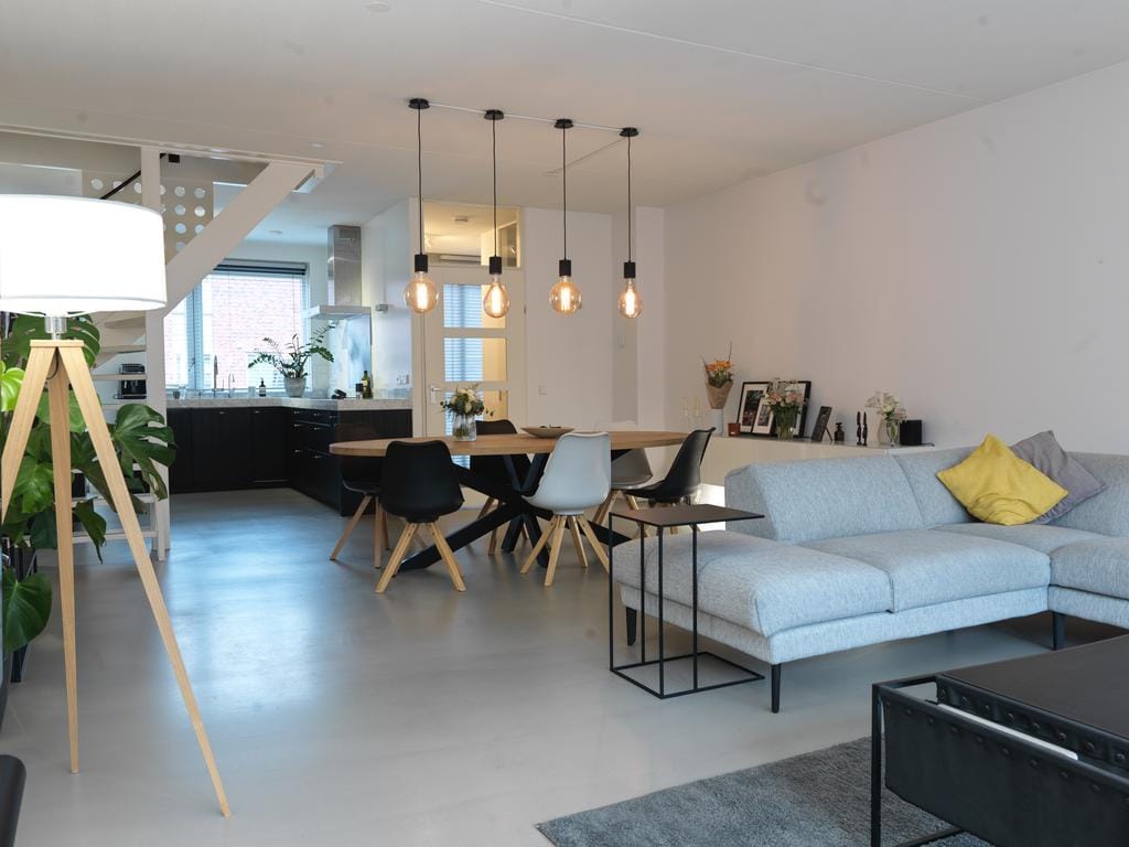 House Image 3