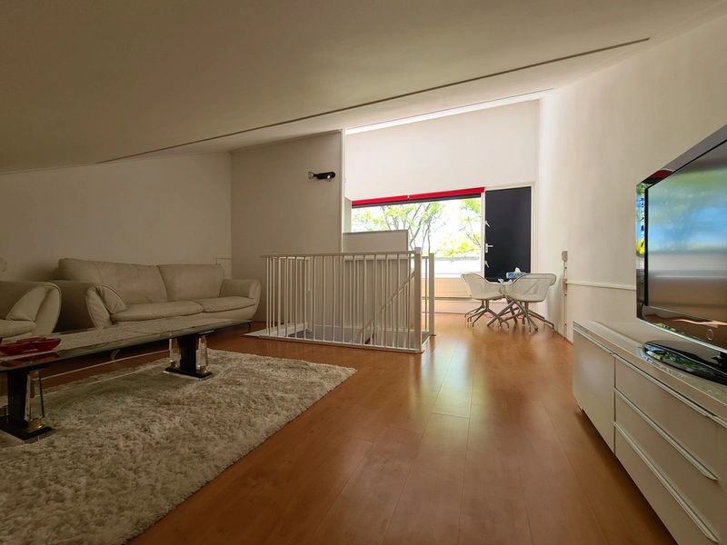 House Image 2