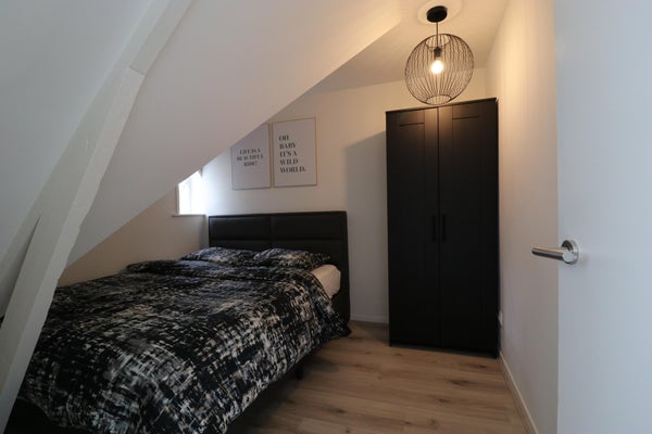 House Image 5