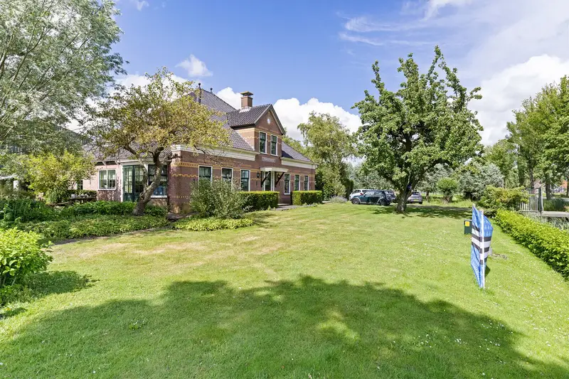 House Image 2