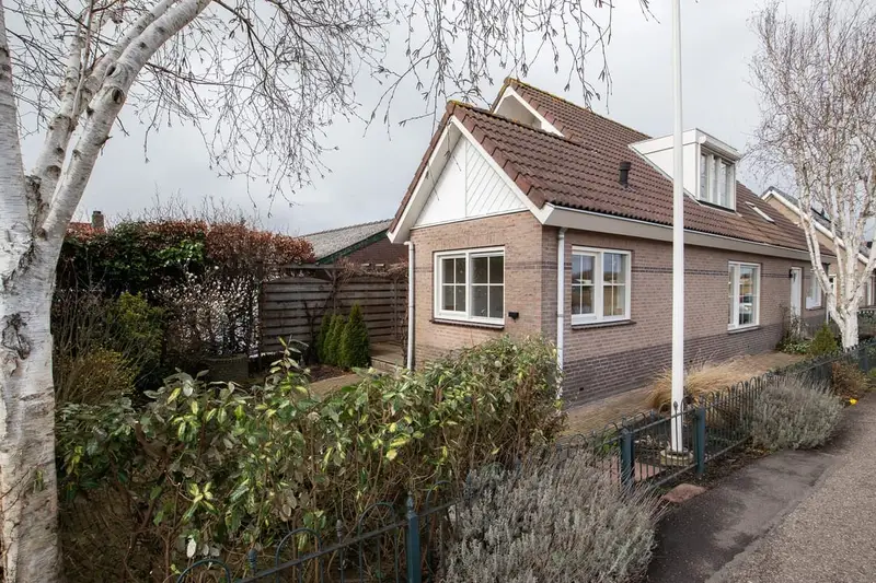 House Image 2