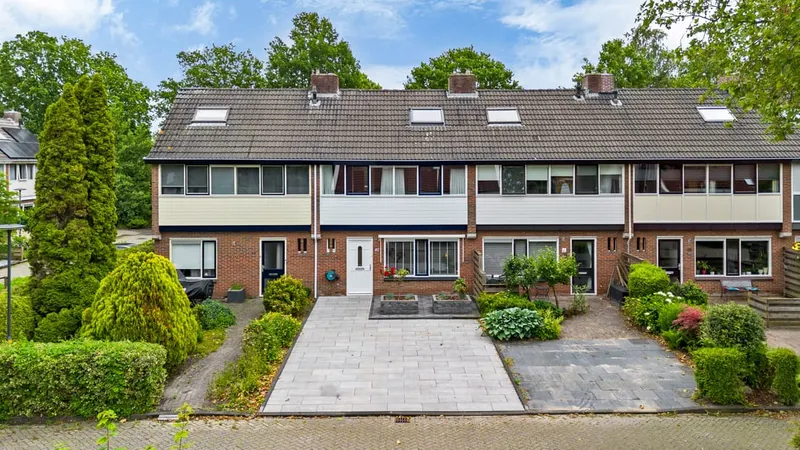 House Image 2