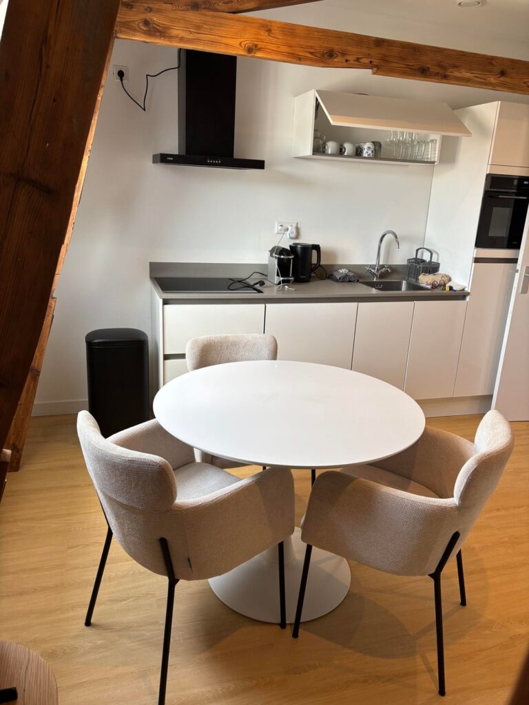 House Image 4