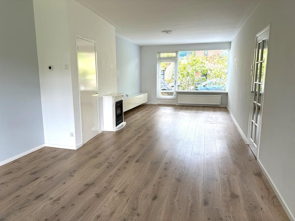 House Image 2