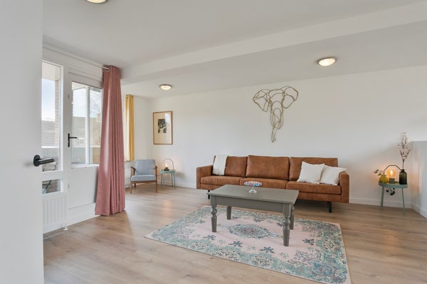 House Image 2