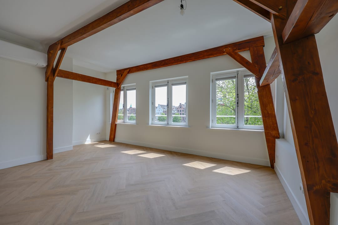 House Image 2