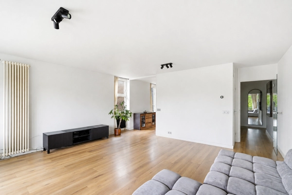 House Image 2