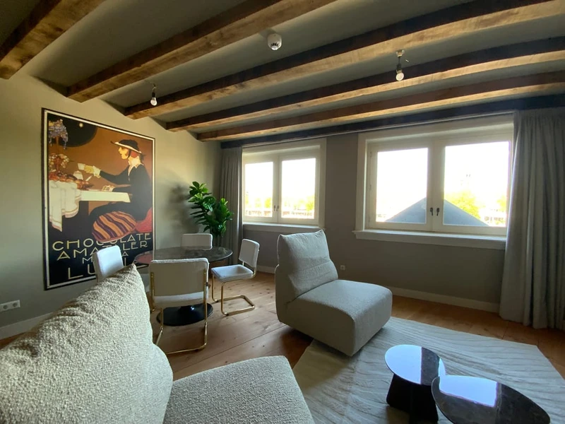 House Image 4