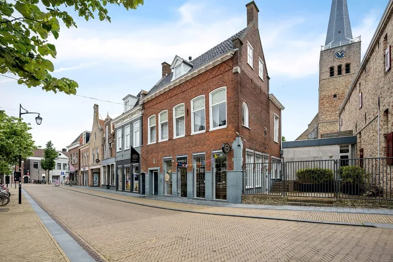 recent house
