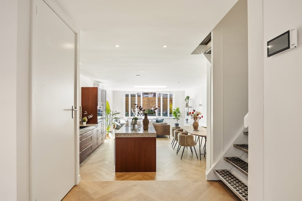 House Image 5