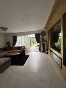 House Image 5