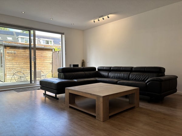 House Image 2