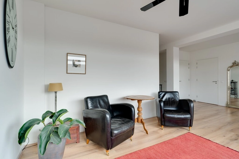 House Image 5
