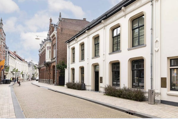 recent house