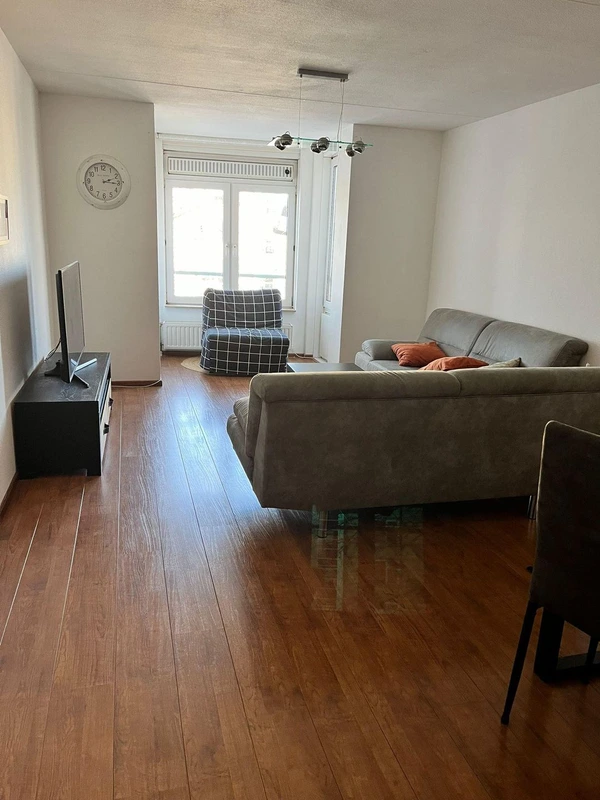 House Image 4