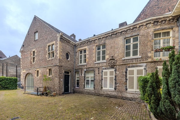recent house