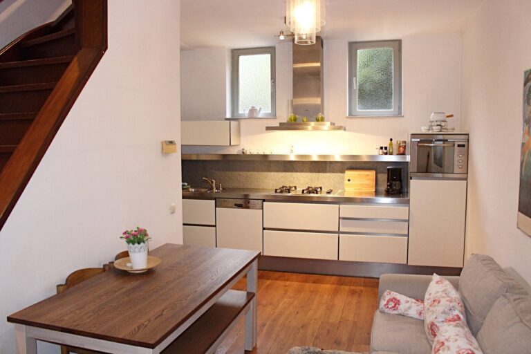 House Image 3