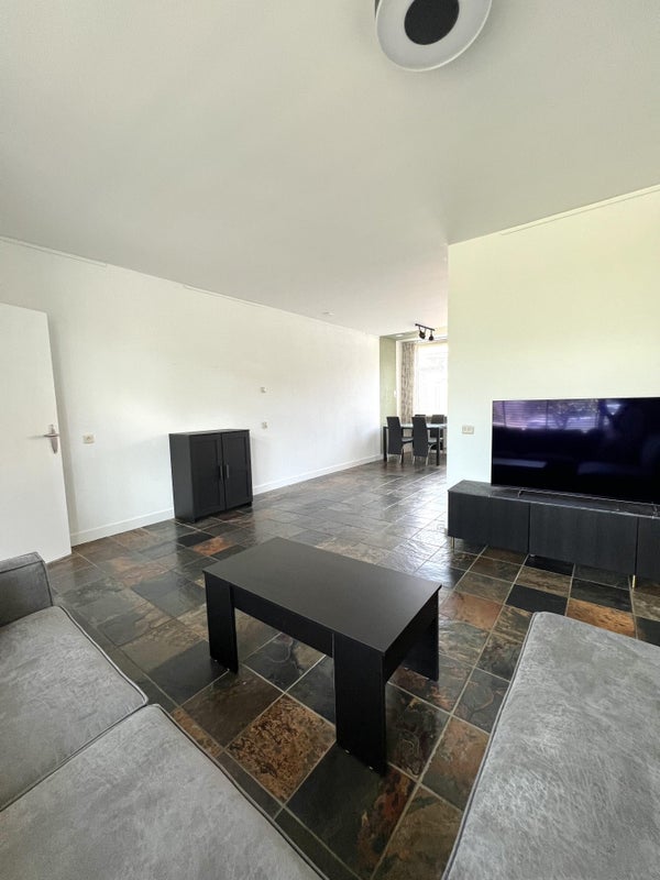 House Image 5