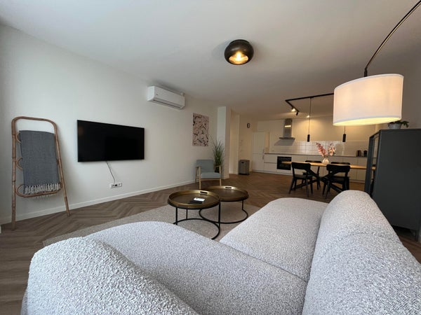House Image 5