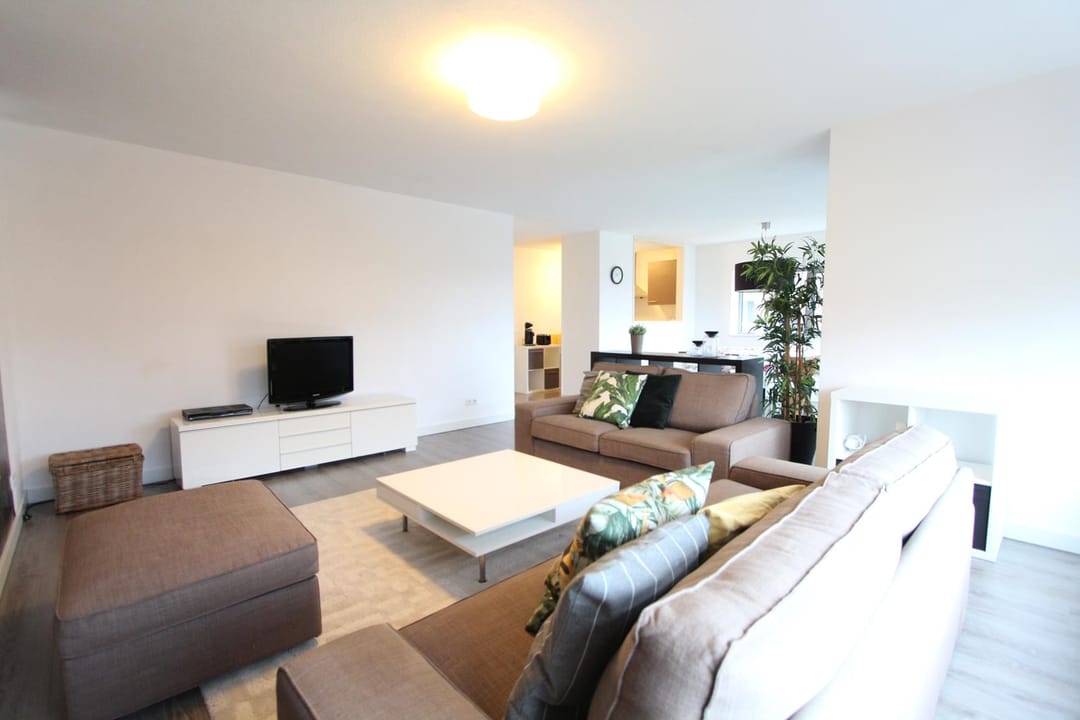 House Image 2