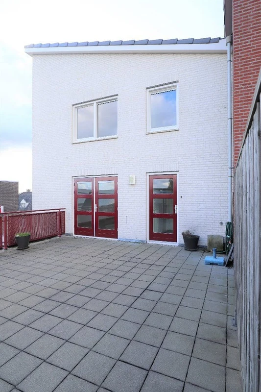 House Image 4
