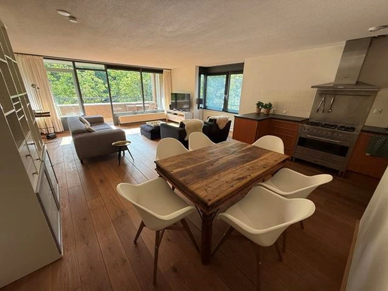 House Image 4