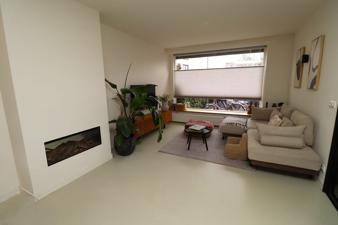 House Image 3