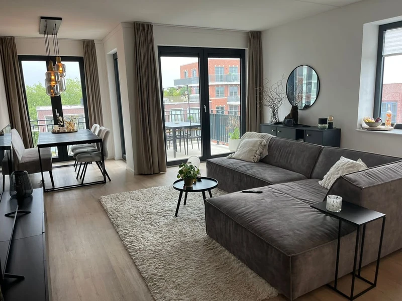 House Image 3