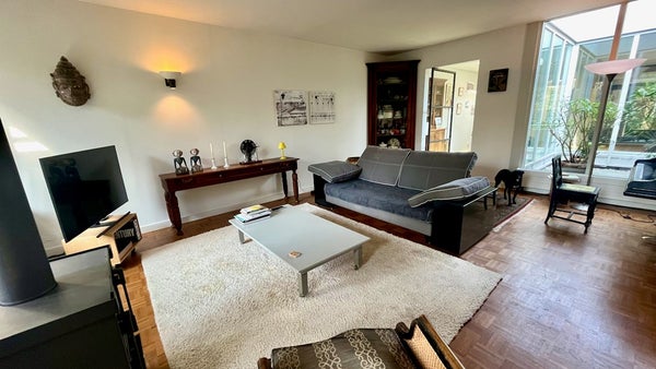 House Image 2