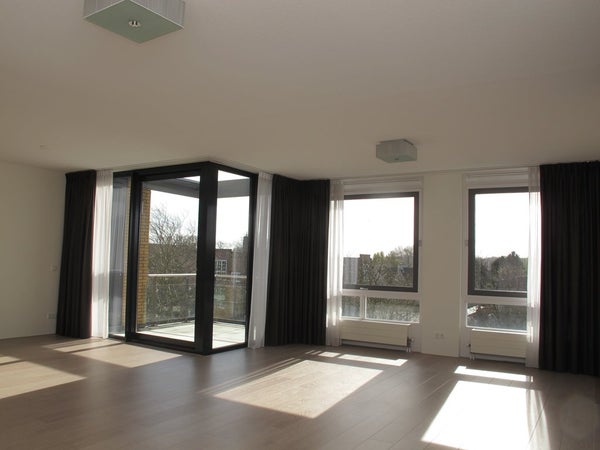 House Image 4