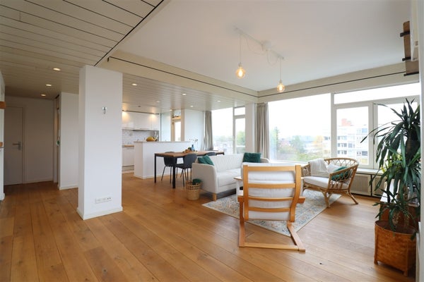 House Image 2