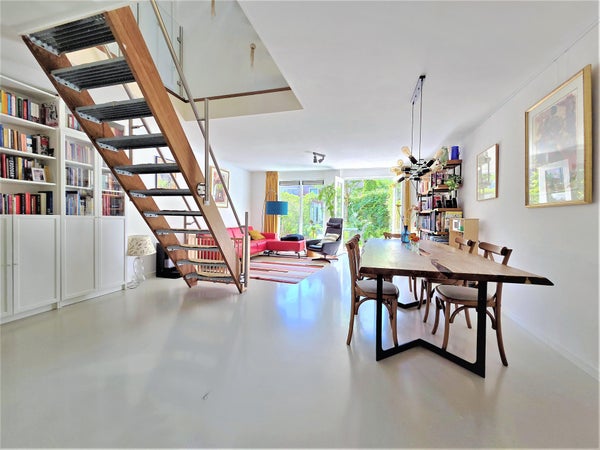 House Image 3